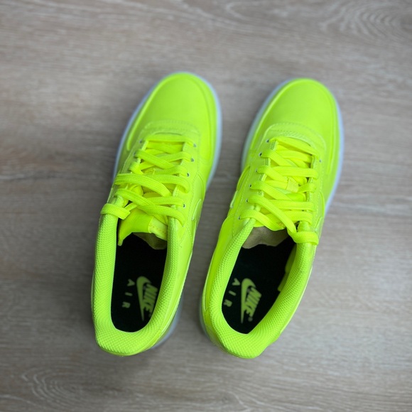 Nike Air Force One LV8 UV Light Reactive Volt Lime Yellow - Picture 7 of 8
